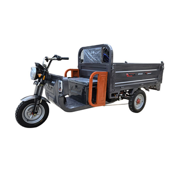 自(zì)卸三輪車(chē)